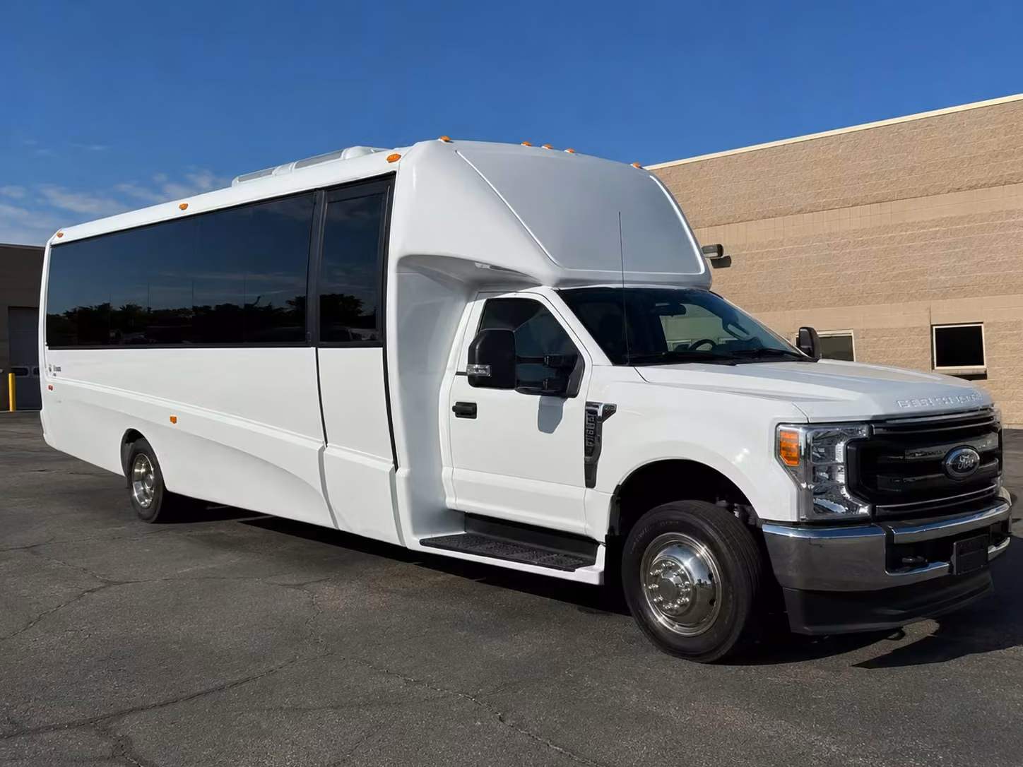 20 passenger minibus