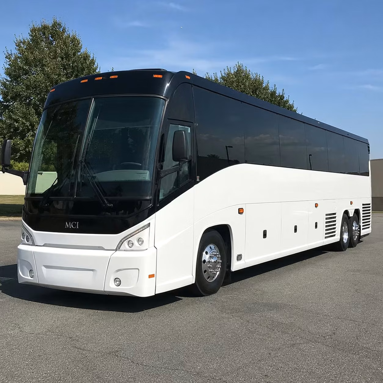 compare multi day charter bus packages for pontiac s sports teams schools and organizations