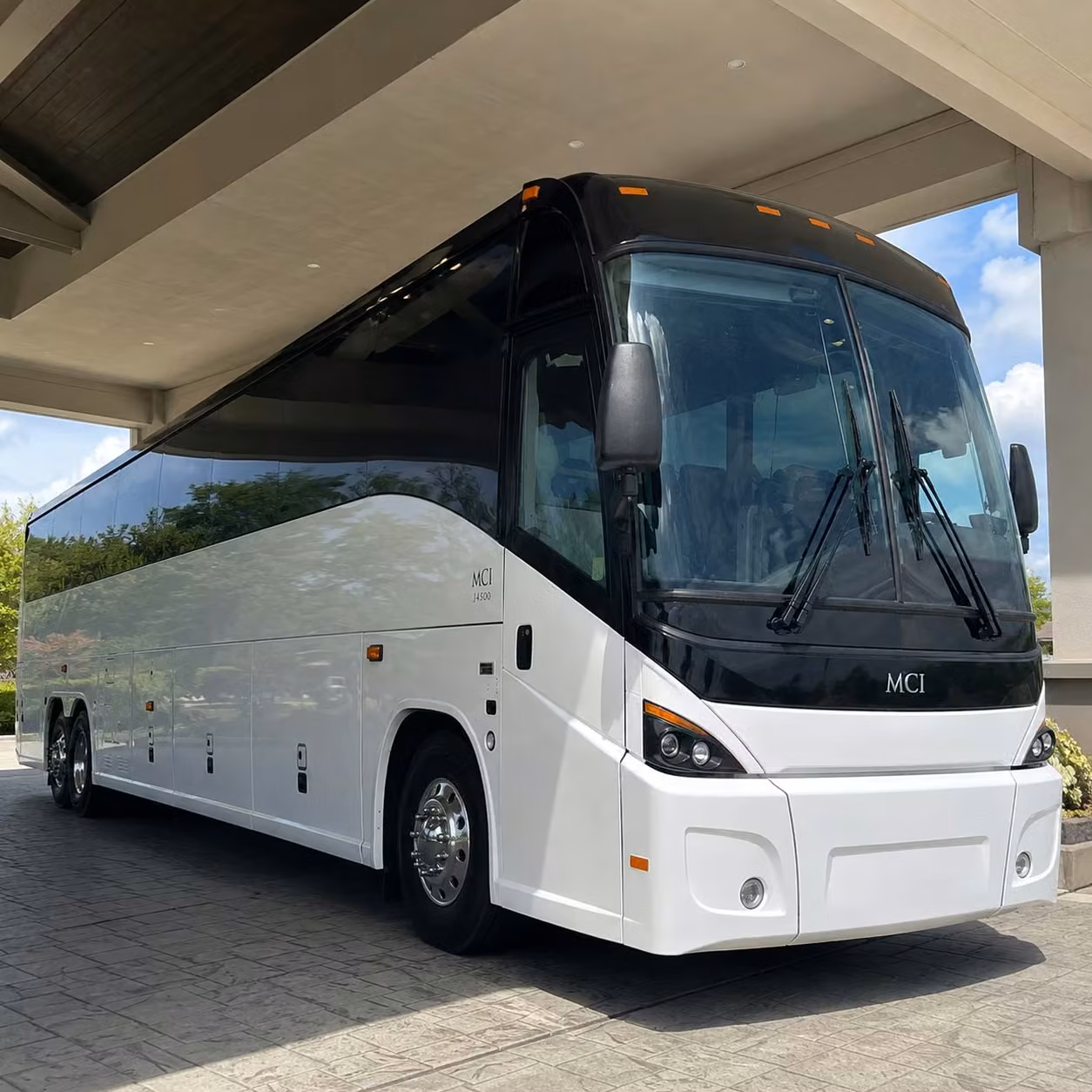cross oakland county routes made simple with pontiaccharterbuscompany com