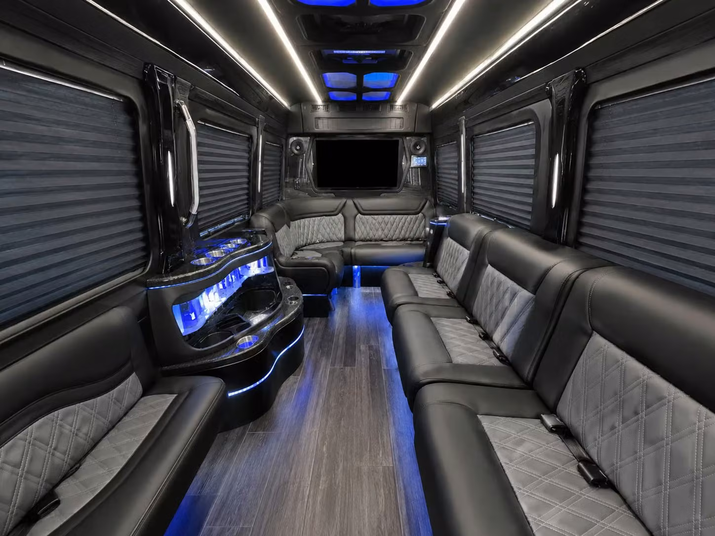 let pontiaccharterbuscompany com handle the logistics for your next pontiac area festival or multi venue concert night