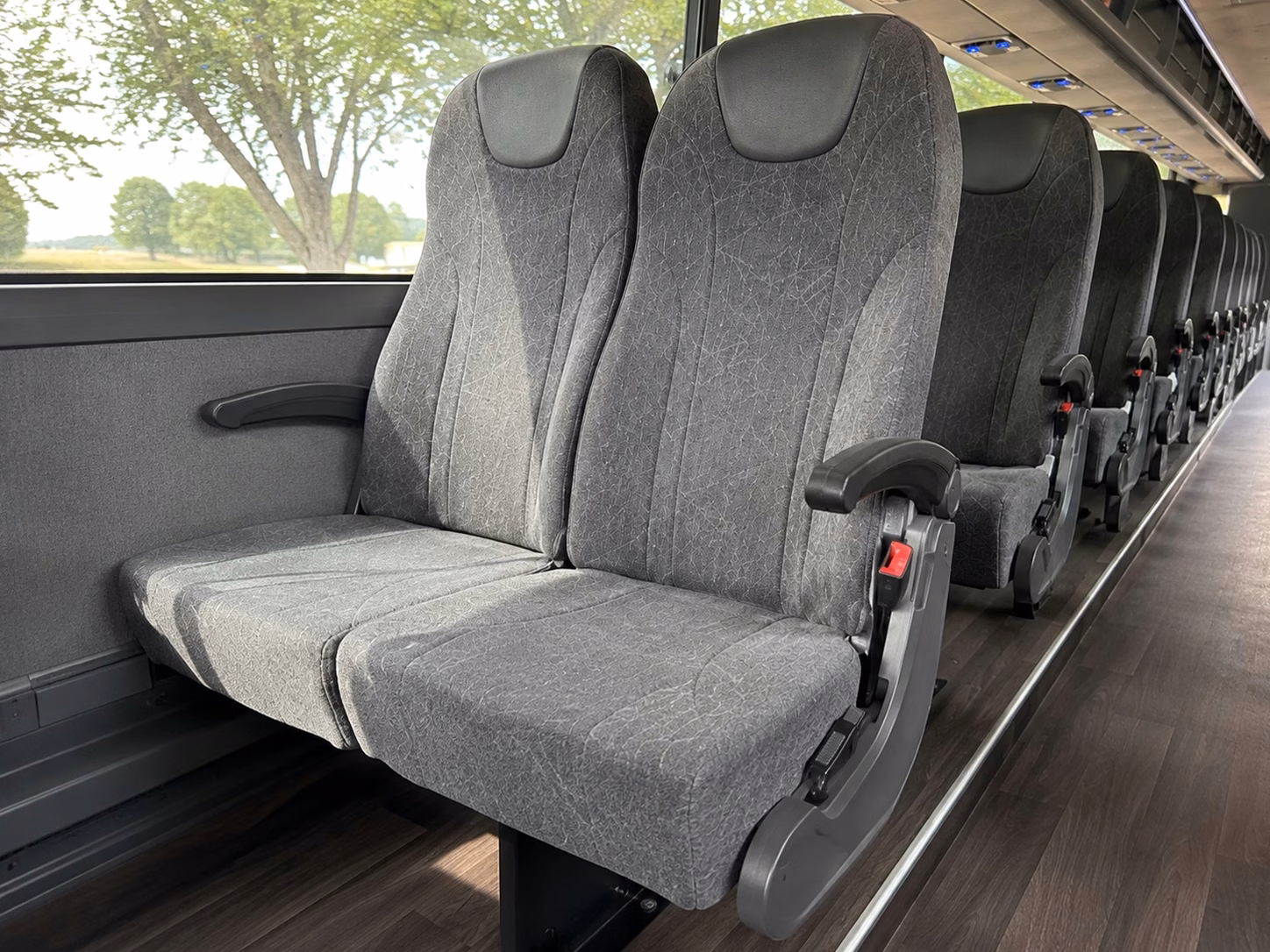 pontiaccharterbuscompany com is the go to choice for airport transfers before and after your pontiac wedding